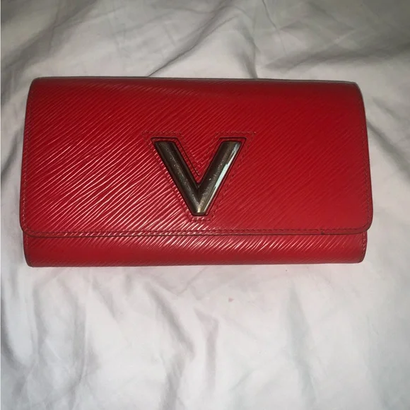Authentic Red Louis Vuitton Epi Twist Wallet - Picture 2 of 9